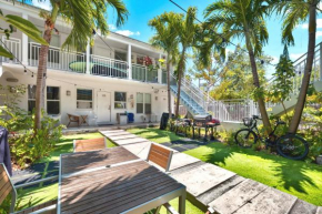 Comfy 1BR in Miami Beach's Heart w BBQ zone